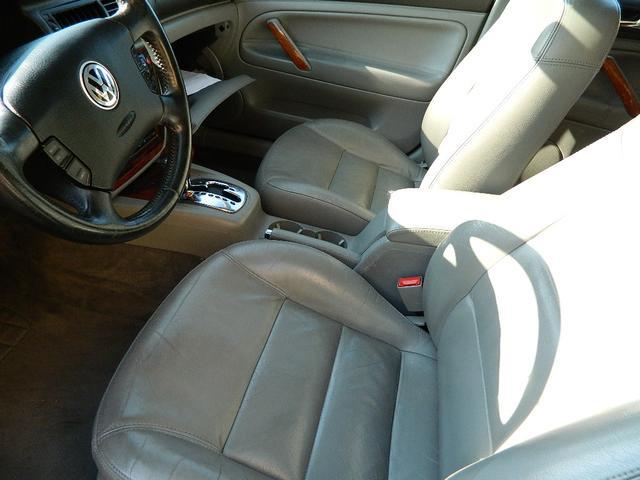 Volkswagen Passat 2001 photo 2