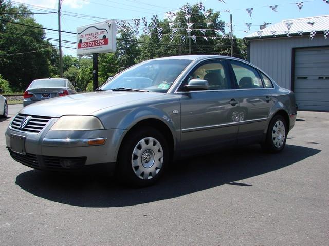 Volkswagen Passat 2001 photo 1