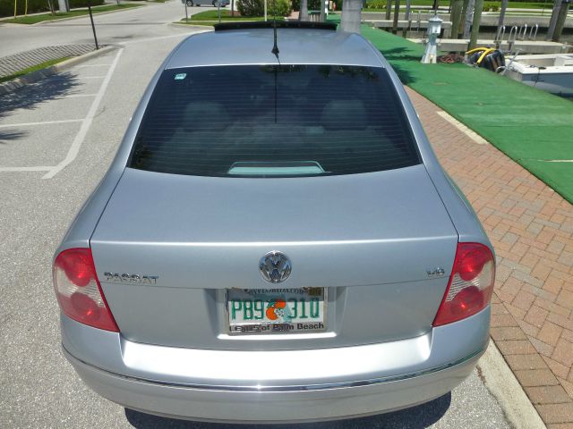 Volkswagen Passat 2001 photo 3