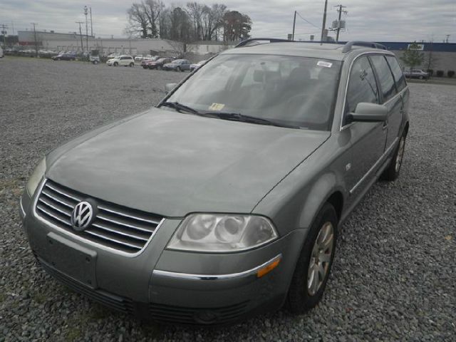 Volkswagen Passat 2002 photo 1