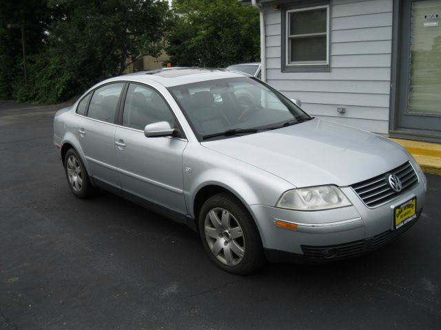 Volkswagen Passat 2002 photo 2