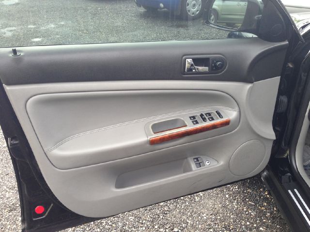 Volkswagen Passat 2002 photo 37