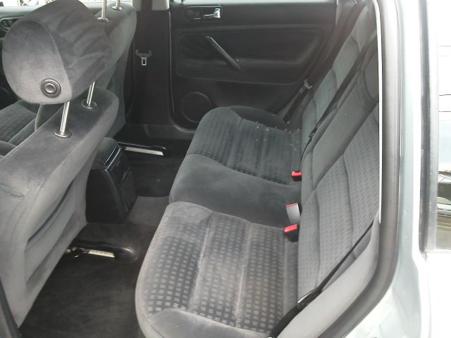 Volkswagen Passat 2002 photo 1