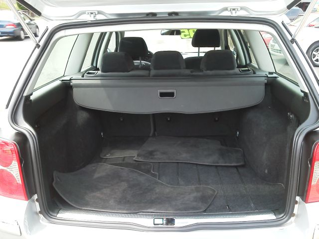 Volkswagen Passat 2002 photo 7