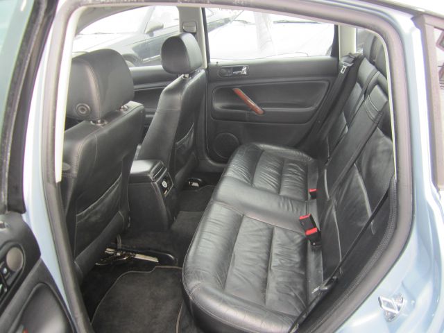 Volkswagen Passat 2002 photo 3