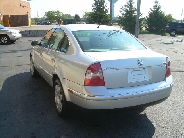 Volkswagen Passat 2002 photo 4