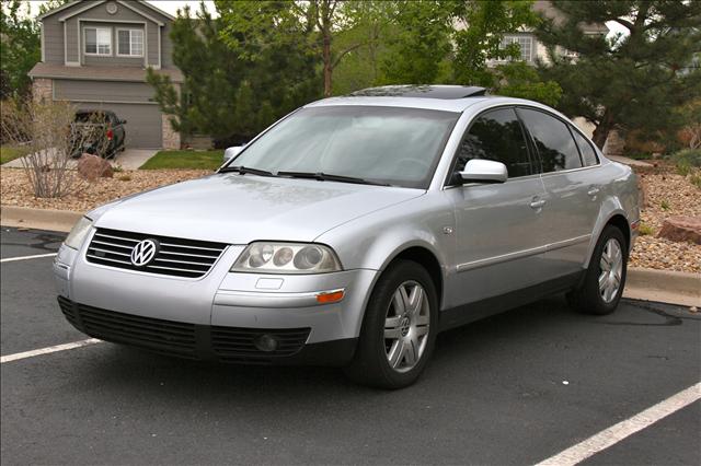 Volkswagen Passat 2002 photo 2