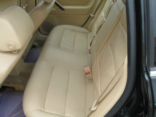 Volkswagen Passat 2002 photo 1