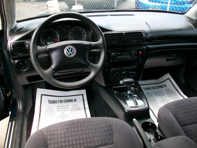 Volkswagen Passat 2002 photo 4