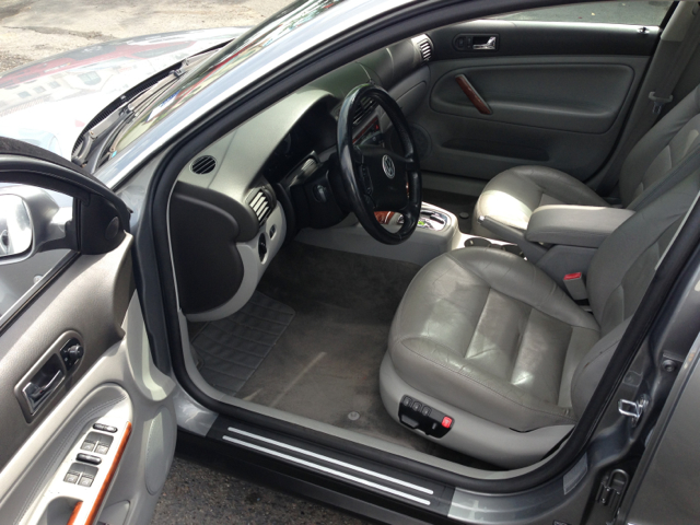 Volkswagen Passat 2002 photo 4