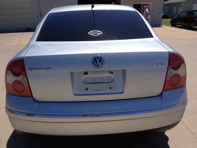 Volkswagen Passat 2002 photo 3