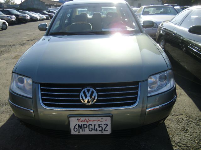 Volkswagen Passat 2002 photo 3