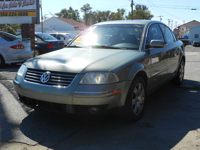 Volkswagen Passat 2002 photo 2