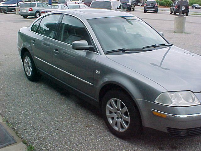 Volkswagen Passat 2002 photo 9