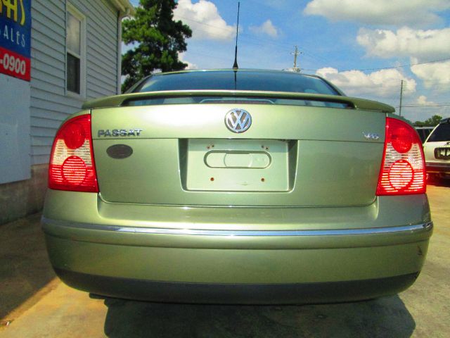 Volkswagen Passat 2002 photo 3