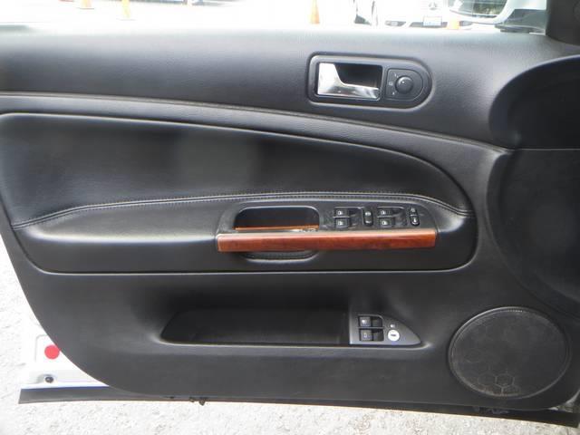Volkswagen Passat 2002 photo 2