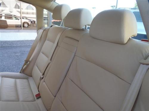 Volkswagen Passat 2003 photo 1