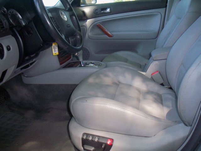 Volkswagen Passat SE Crew Cab 4WD FFV Wagon