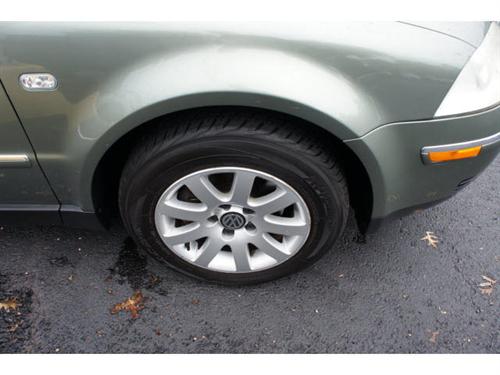 Volkswagen Passat 2003 photo 3