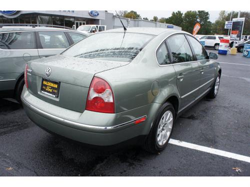 Volkswagen Passat 2003 photo 4