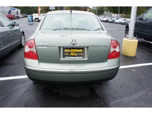 Volkswagen Passat 2003 photo 5