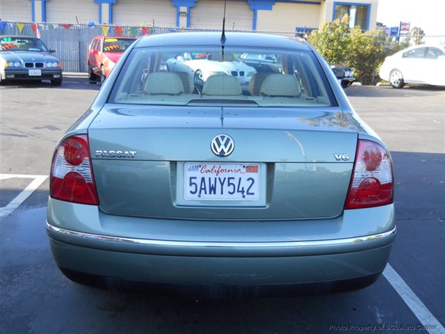 Volkswagen Passat 2003 photo 5