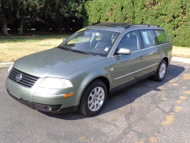 Volkswagen Passat 2003 photo 4
