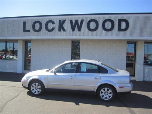 Volkswagen Passat 2003 photo 1