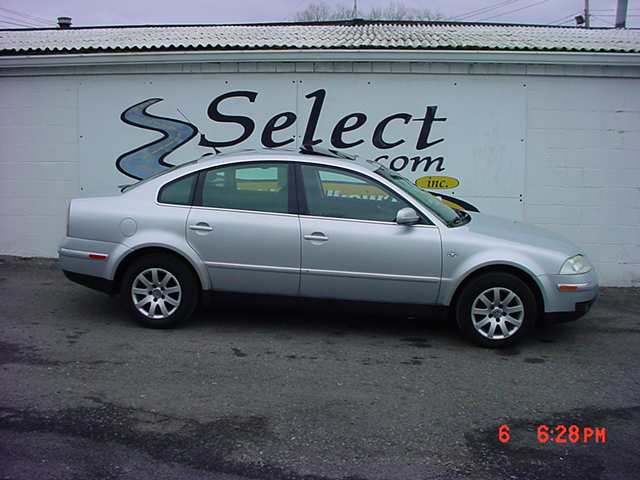 Volkswagen Passat 2003 photo 1