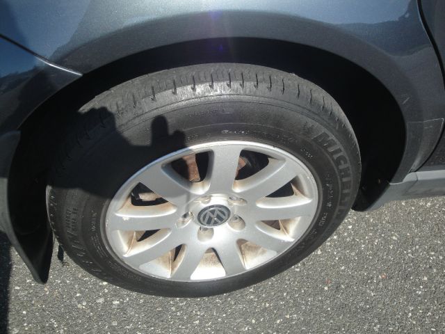 Volkswagen Passat 2003 photo 10