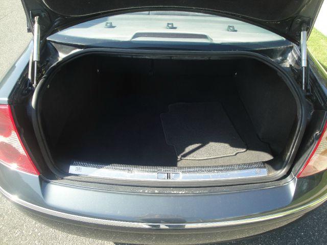 Volkswagen Passat 2003 photo 11