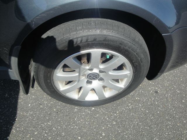 Volkswagen Passat 2003 photo 21