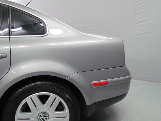 Volkswagen Passat 2003 photo 3