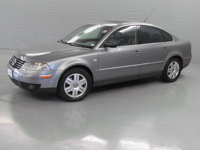Volkswagen Passat 2003 photo 4