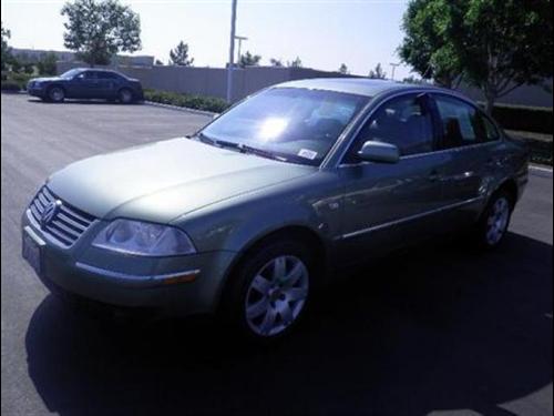 Volkswagen Passat 2003 photo 1