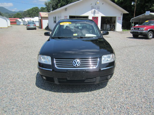 Volkswagen Passat 2003 photo 4