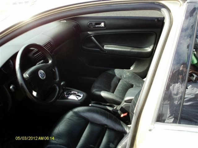 Volkswagen Passat FWD 4dr Sport Unspecified
