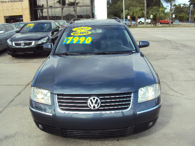 Volkswagen Passat 2003 photo 2