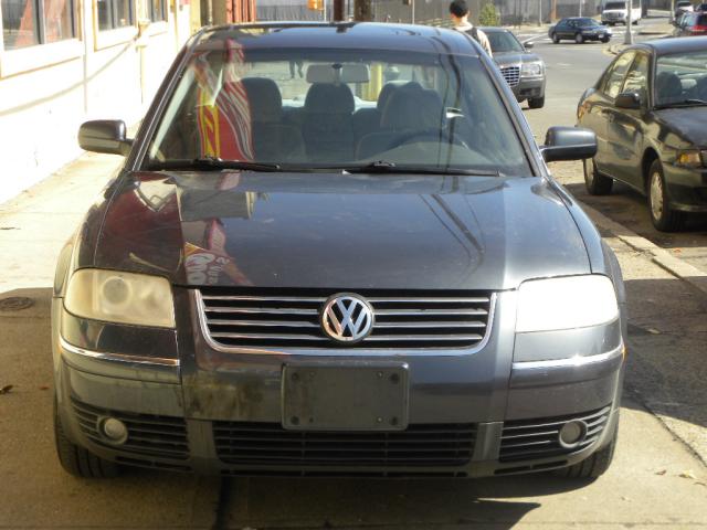 Volkswagen Passat 2003 photo 3