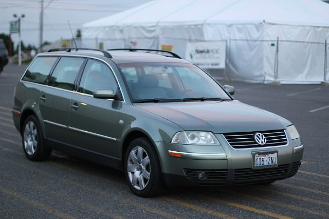 Volkswagen Passat 2003 photo 2