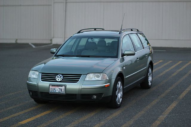 Volkswagen Passat 2003 photo 3