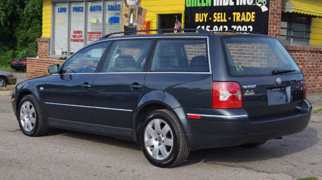 Volkswagen Passat 2003 photo 4