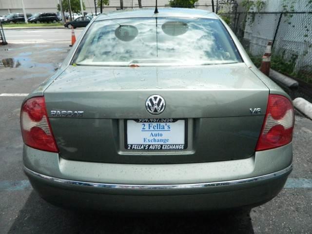 Volkswagen Passat 2003 photo 4