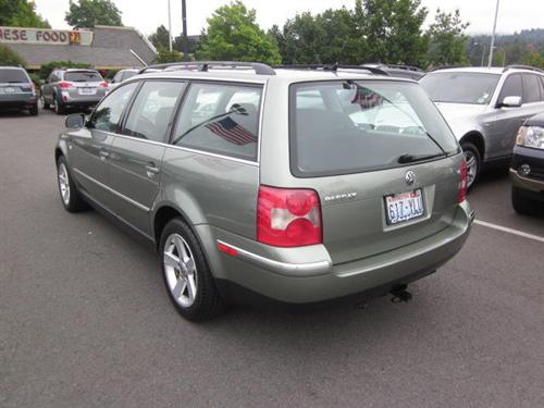 Volkswagen Passat 2003 photo 1