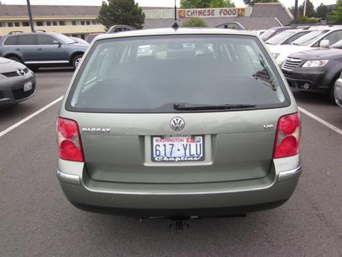 Volkswagen Passat 2003 photo 2