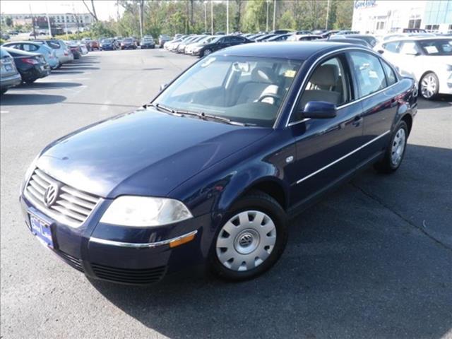 Volkswagen Passat 2003 photo 1