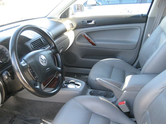 Volkswagen Passat SE Crew Cab 4WD FFV Wagon