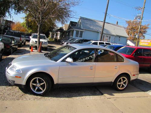 Volkswagen Passat 2003 photo 1