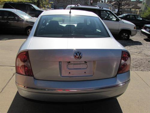 Volkswagen Passat 2003 photo 3