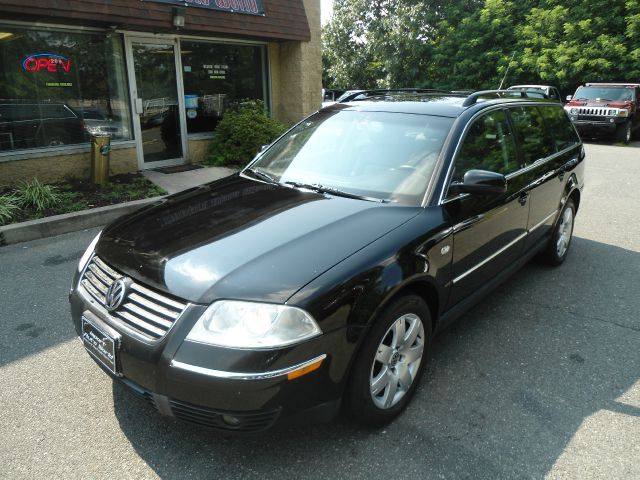 Volkswagen Passat 2003 photo 2
